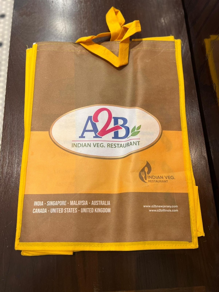 NON WOVEN BAGS MEDIUM 1*50PCS